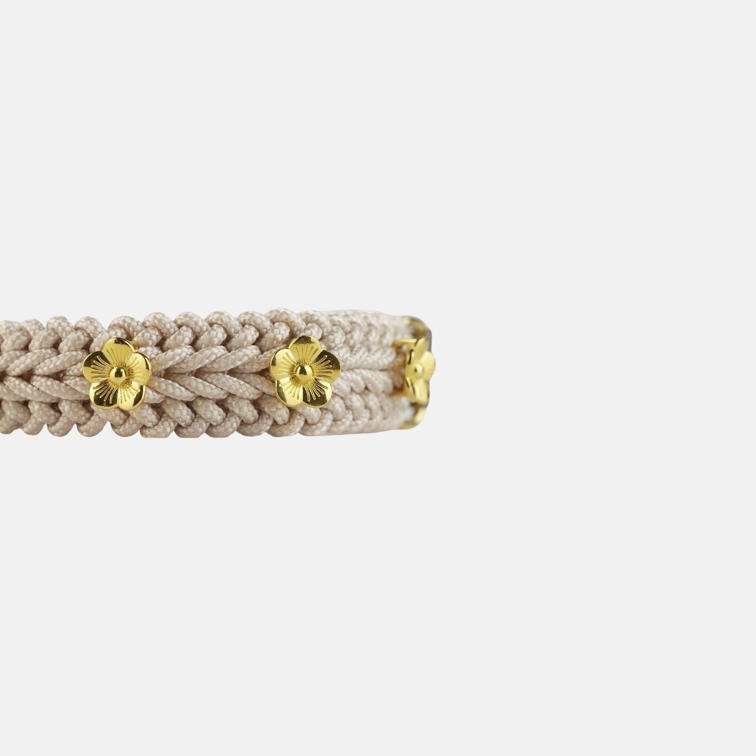 Flor Cream Collar