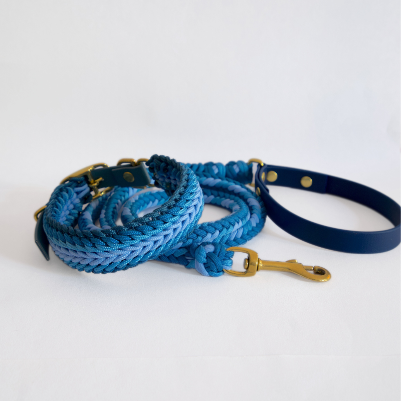 XS Esmeralda Blue Leash