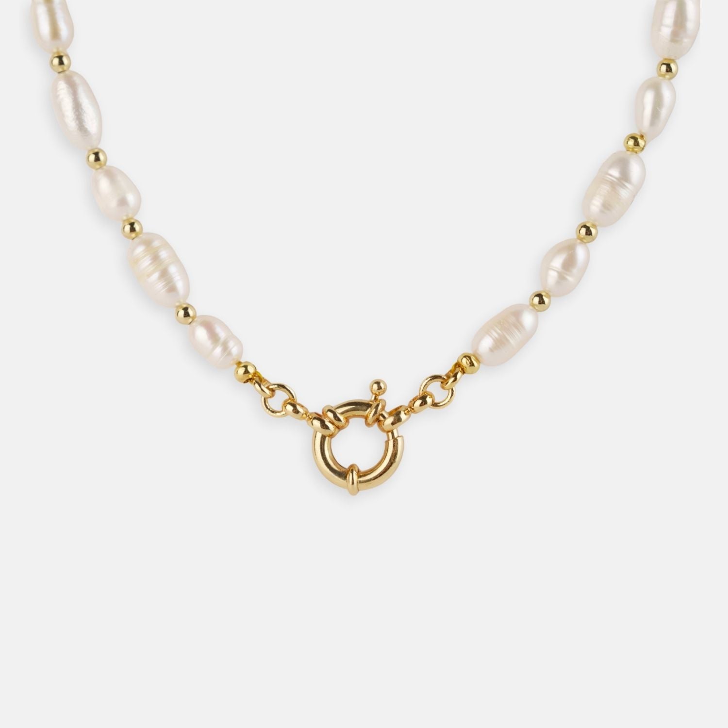 Luxury Pearl Pet Necklace – Gold-Plated Details