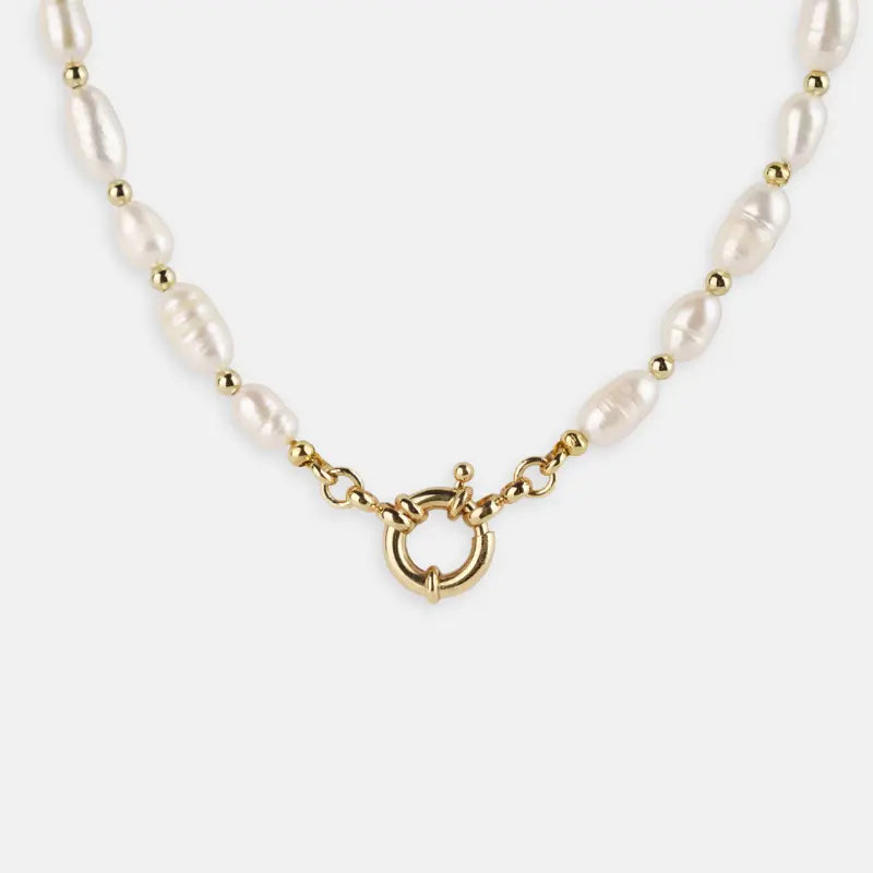 Luxury Pearl Pet Necklace – Gold-Plated Details
