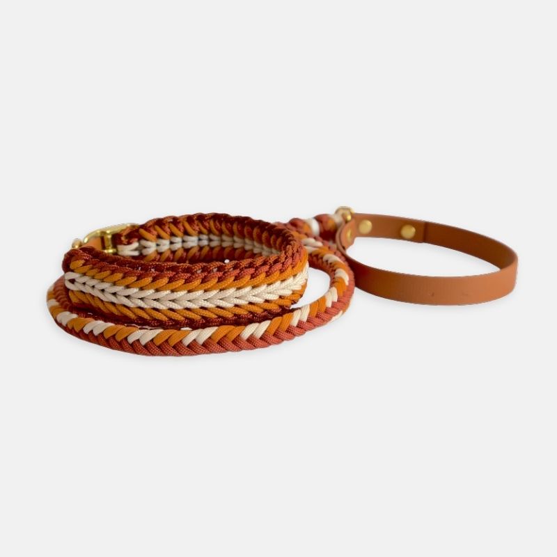 Esmeralda Spring Leash